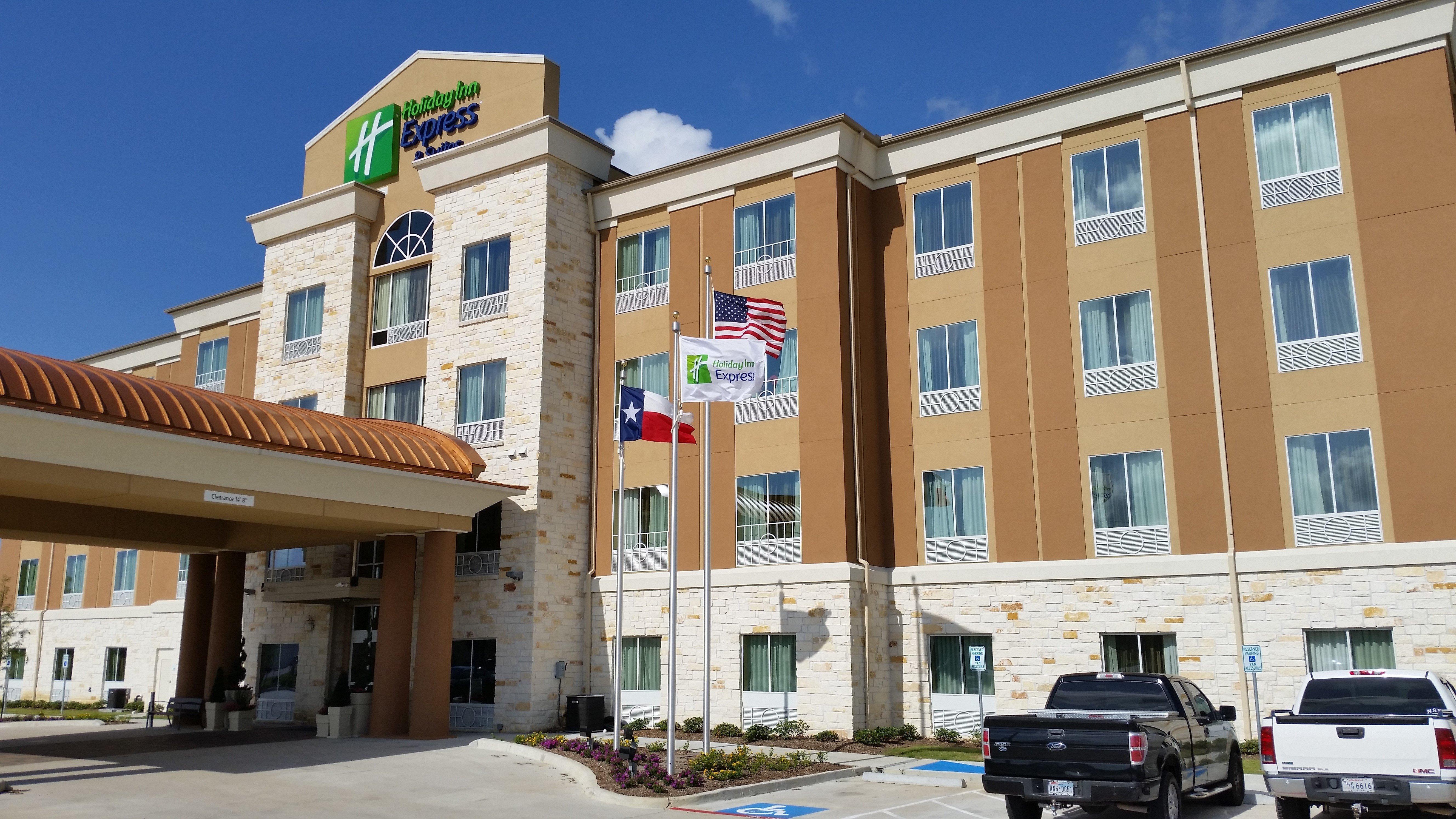 Holiday Inn Express & Suites Houston East - Baytown, An Ihg Hotel Экстерьер фото